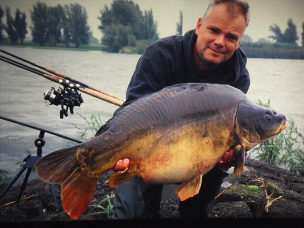 Kees-Verheij-spiegel-hengels