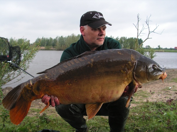 Mijn zwaarste spiegel van de rivier!