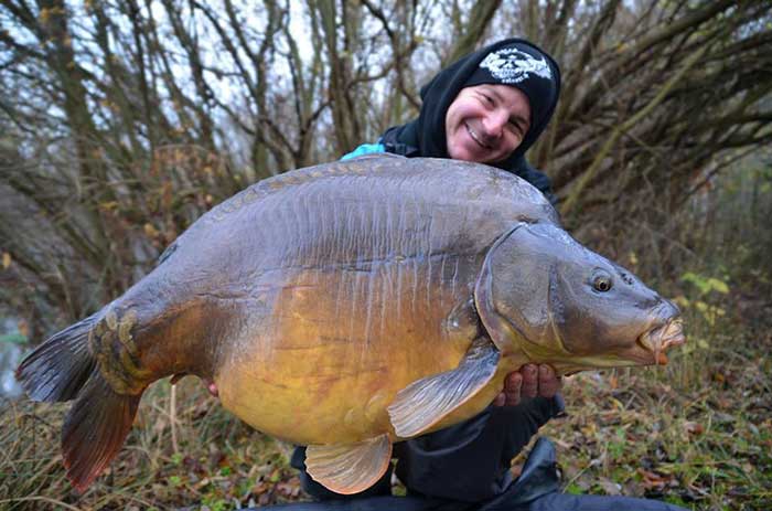 Hier wil iedere visser wel voor uit z'n slaapzak komen!