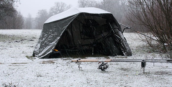 MTC-Baits-bivvy-sneeuw