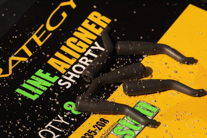 Bij de open haard knopen we wat nieuwe rigs waar ik graag deze line aligners op gebruik. Foto: Ricardo-Broekhuizen