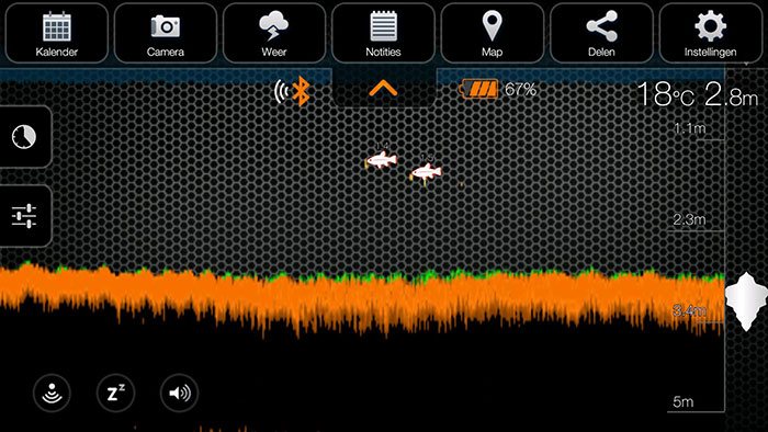 Vissen worden aangegeven met daarbij de gegevens van de geschatte diepte.