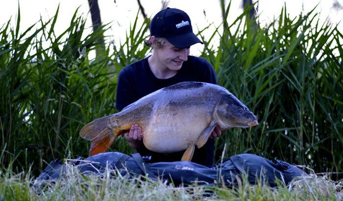 Een vis die binnen een halfuur al de binnenkant van Rex z'n schepnet bezocht.