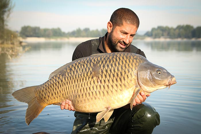 Als je de baan krijgt toegewezen zul je veel samenwerken met Ali Hamidi.
