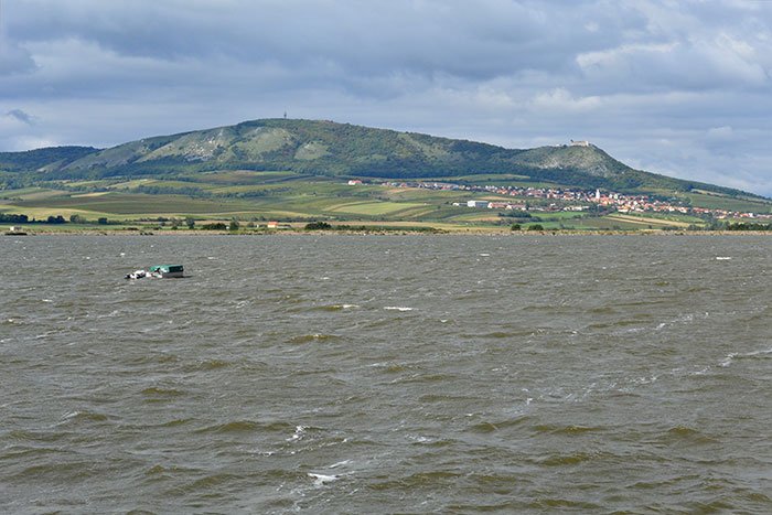Het Tsjechische water heeft een bijzonder ruig karakter. Degelijke producten zijn dan ook een must.