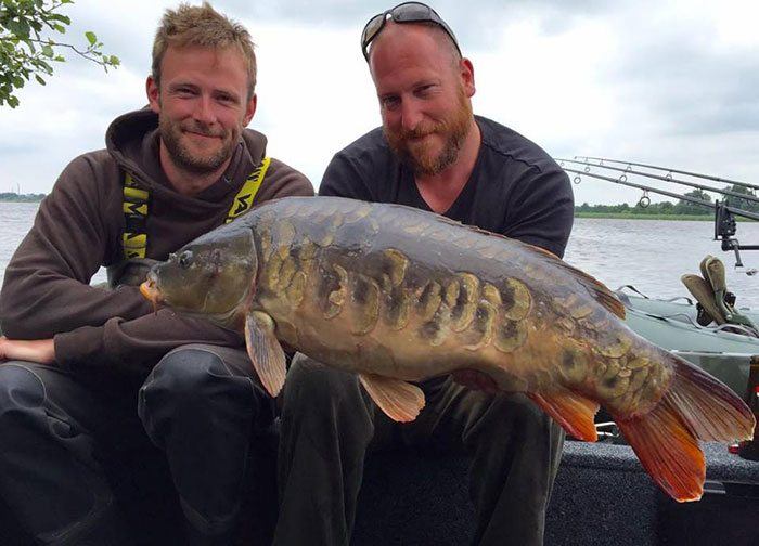 Darrell Peck kwam op visite bij Arjan Verkoelen en ging GESLOOPT terug naar de UK. Bekijk het fotoverslag!