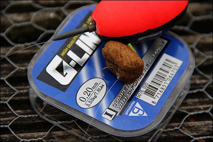 Even later vliegt de montage al door de lucht. Game on!