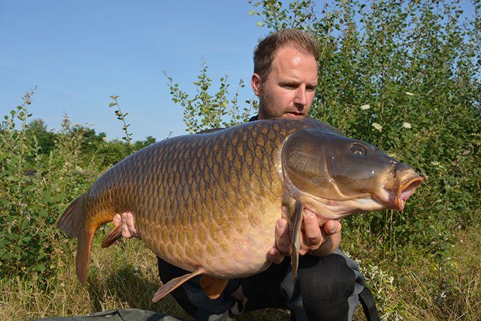 Jaloers... Dat zijn we wel een beetje op deze gouden superschub van Dirk van Houdt.